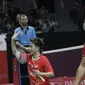 Pebulutangkis Indonesia, Tontowi Ahmad / Lilyana Natsir, merayakan kemenangan atas pasangan India pada Indonesia Masters 2019 di Istora Senayan, Jakarta, Selasa (22/1). Tontowi / Lilyana lolos ke babak kedua. (Bola.com/M. Iqbal Ichsan)