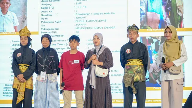 Open House Sekolah Rakyat bersama calon siswa dan orang tua di Sentra Paramita Mataram, NTB, Jumat (10/7/2026).