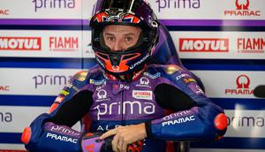 Jack Miller telah dipastikan tetap di MotoGP 2026 dengan memperkuat Pramac Racing. (Jure Makovec / AFP)