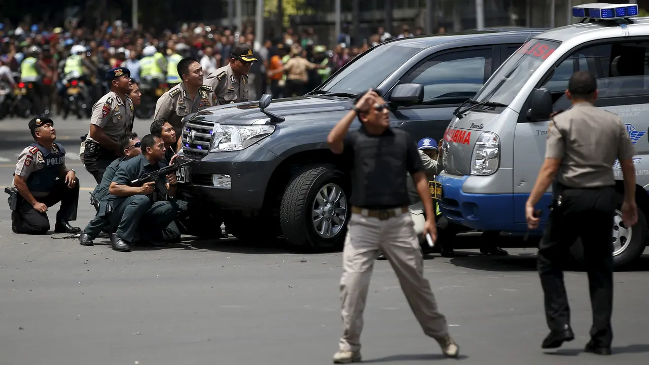20160114-Ledakan-Sarinah-Jakarta-Reuters