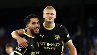 Dua pemain Manchester City, Rayan Cherki dan Erling Haaland, menjadi pahlwan kemenangan timnya dalam pekan kedua Premier League 2026/2027. Man City menang 4-1 dalam lawatannya ke markas Crystal Palace, Sabtu (29/8/2026) dini hari WIB. (Henry Nicholls / AFP)