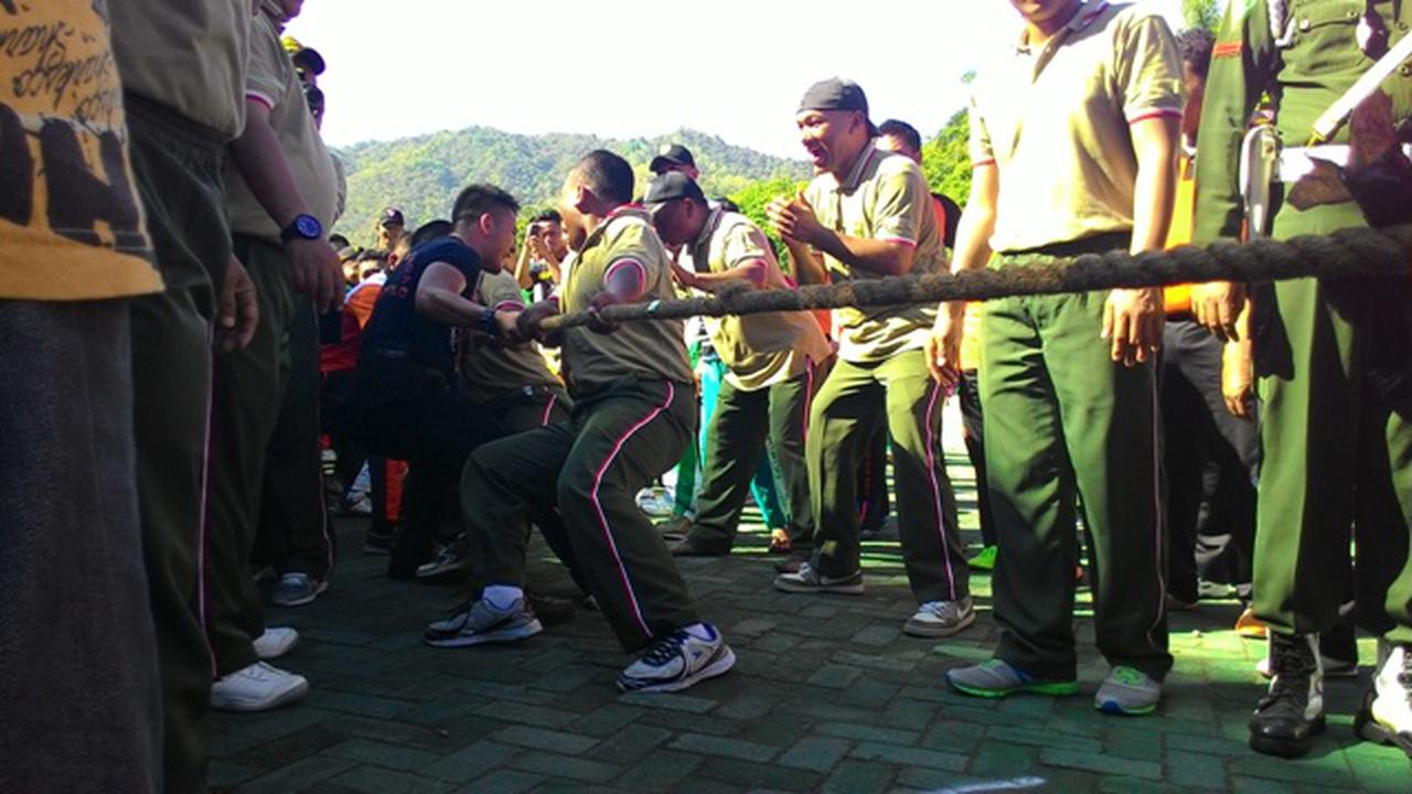 Olah Raga Bersama TNI-Polri di Gorontalo