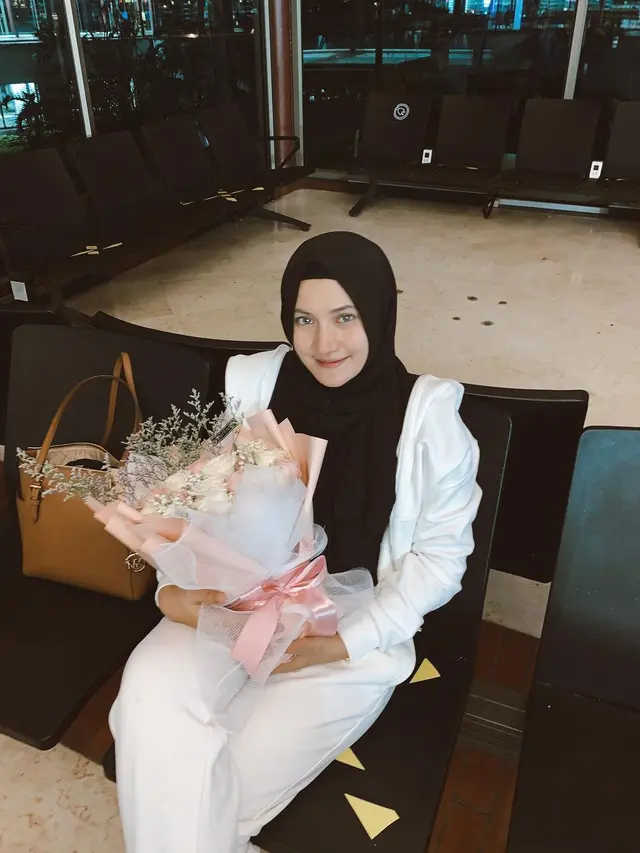 Ingat Pemeran Luna di Sinetron GGS? Ini 6 Potret Terbarunya Sudah Jadi Ibu