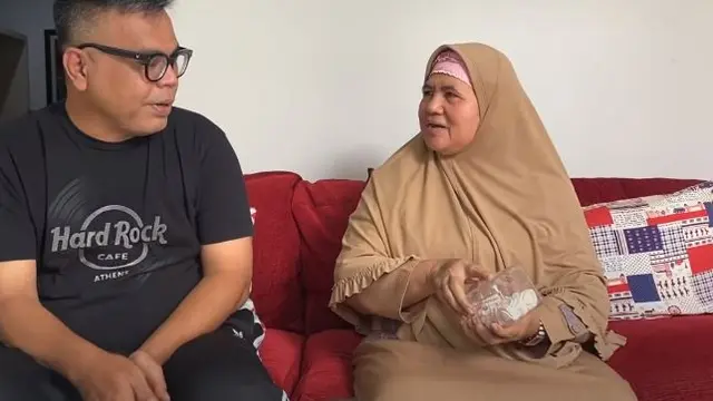 Empat Kali Diisukan Meninggal Dunia, Ini 6 Momen Abdel Kunjungi Mamah Dedeh