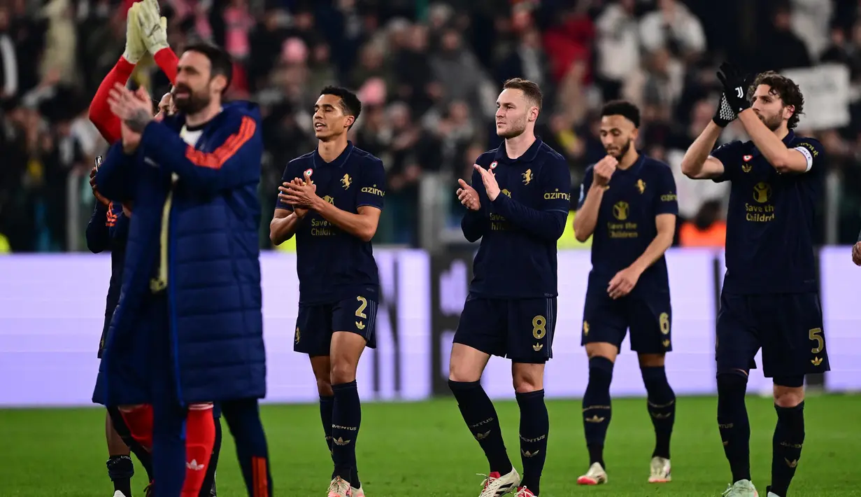 Menang 2-0 atas Hellas Verona mengerek posisi Juventus kembali ke posisi empat klasemen dengan poin 52. Sementara Hellas Verona tertahan di peringkat 14 dengan poin 26. (MARCO BERTORELLO/AFP)