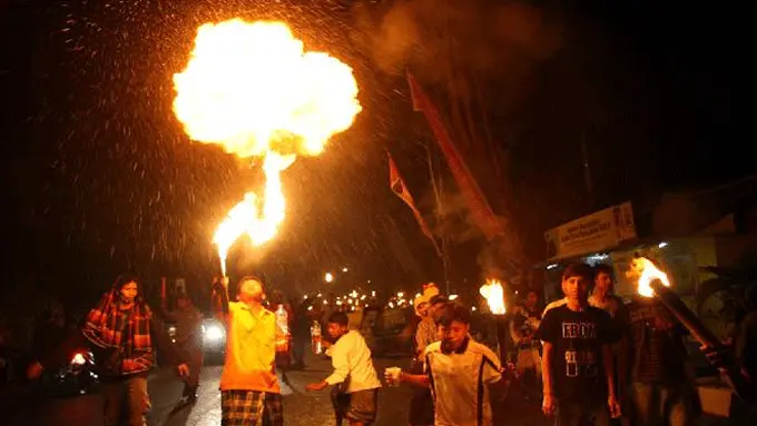 Beragam Keunikan Dalam Peringatan Isra Miraj di Berbagai Daerah