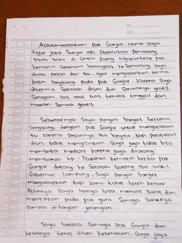 Ganjar Pranowo Terima Surat dari Siswa SMK, Isinya Bikin Haru