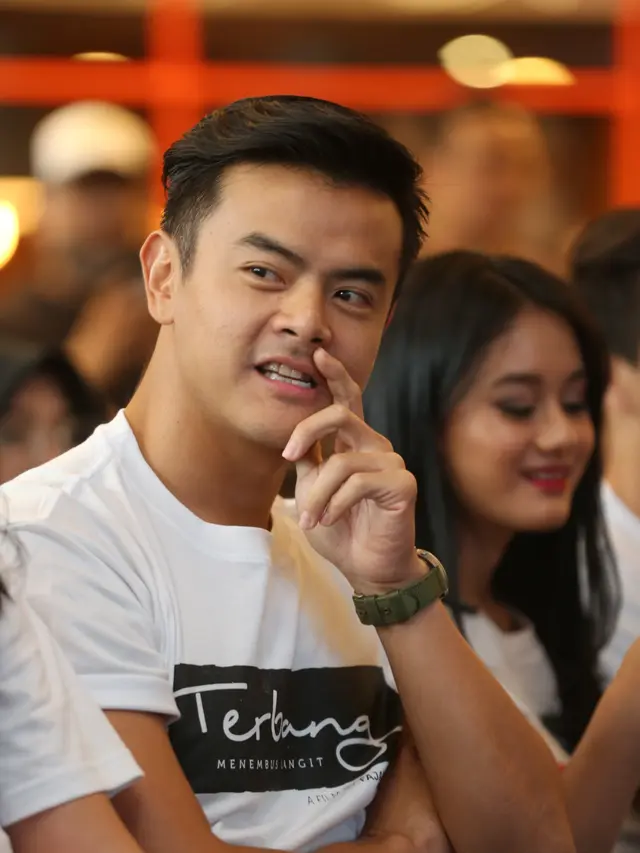 [Bintang] Dion Wiyoko