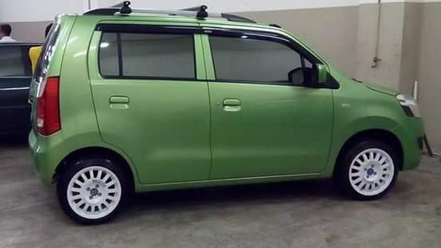 10 Potret Modifikasi Suzuki Karimun Wagon R, LCGC Kotak dengan Kelegaan Maksimal