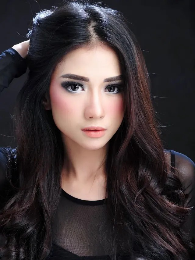 6 Potret Terbaru Bella Luna, Wanita yang Pernah Viral Kawin Kontrak Rp