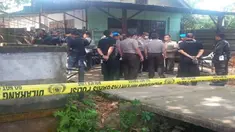 Jenazah Angeline ditemukan terkubur di halaman belakang rumah ibu angkatnya di Jalan Sedap Malam Nomor 26, Sanur, Bali.