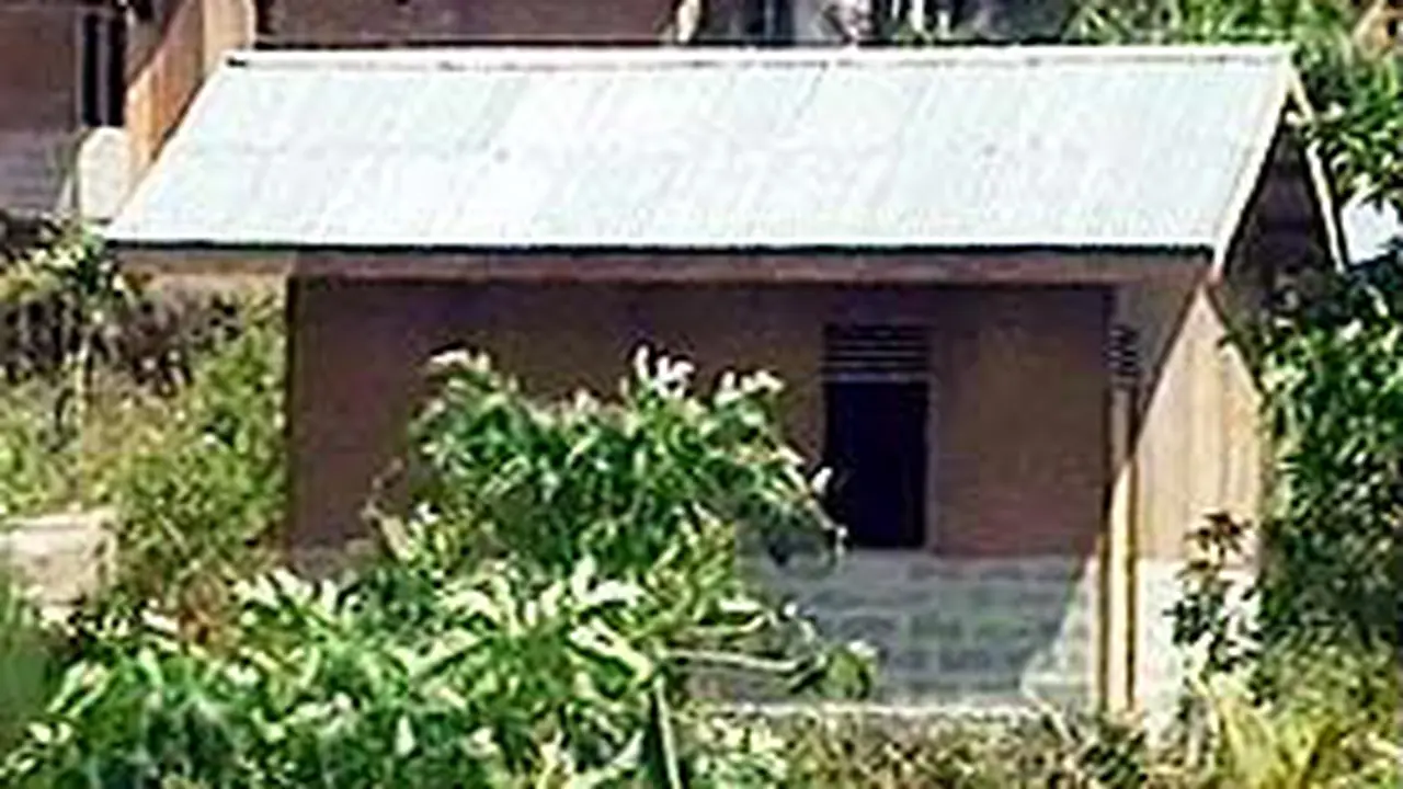 120605aPengungsi-maluku.jpg