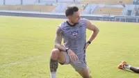 Gelandang Persib Bandung, Marc Klok. (Bola.com/Erwin Snaz)