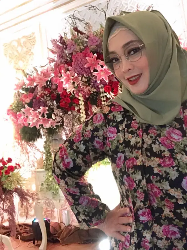 Rina Gunawan