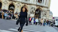 10 Gaya Street Style di Paris Fashion Week (foto: vogue.com)