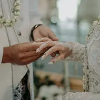Ilustrasi Pernikahan Adat Jawa Credit: pexels.com/Deden