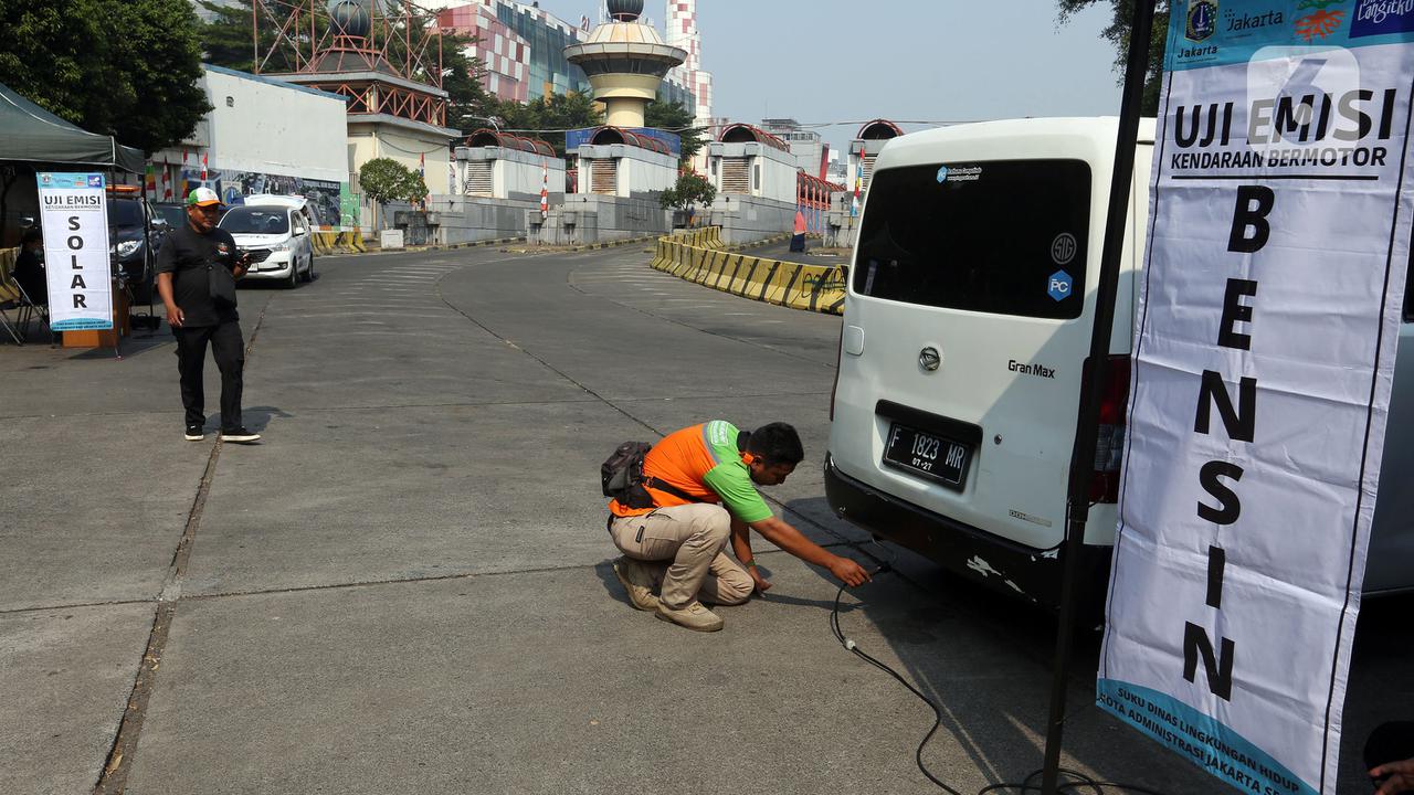 Uji Coba Tilang Uji Emisi