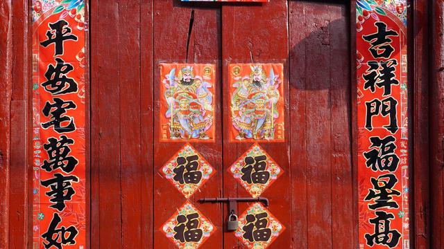 9 Tradisi yang Penting Dilakukan Saat Imlek dan Cerita Dibaliknya