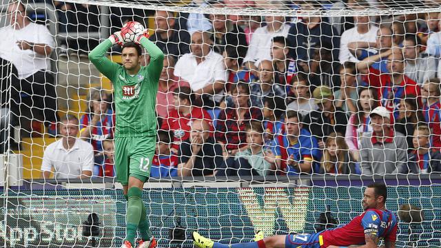 Berkat Gol Bunuh Diri, Arsenal Lewati Crystal Palace 2-1 