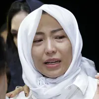 Ayu Dewi Berduka
