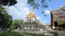 Bola.com menyempatkan diri untuk berkeliling Kota Tua Chiang Mai saat meliput SEA Games 2025 di Thailand, Selasa (09/12/2025). Salah satu destinasinya yaitu menjumpai kuil tertua di Chiang Mai, yaitu Wat Chiang Man. Pertama kali memasuki kompleks Wat Chiang Man, suasana sakral dan tenang begitu terasa mendalam. (Bola.com/Bagaskara Lazuardi)