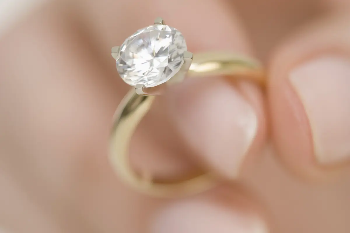Cincin Tunangan