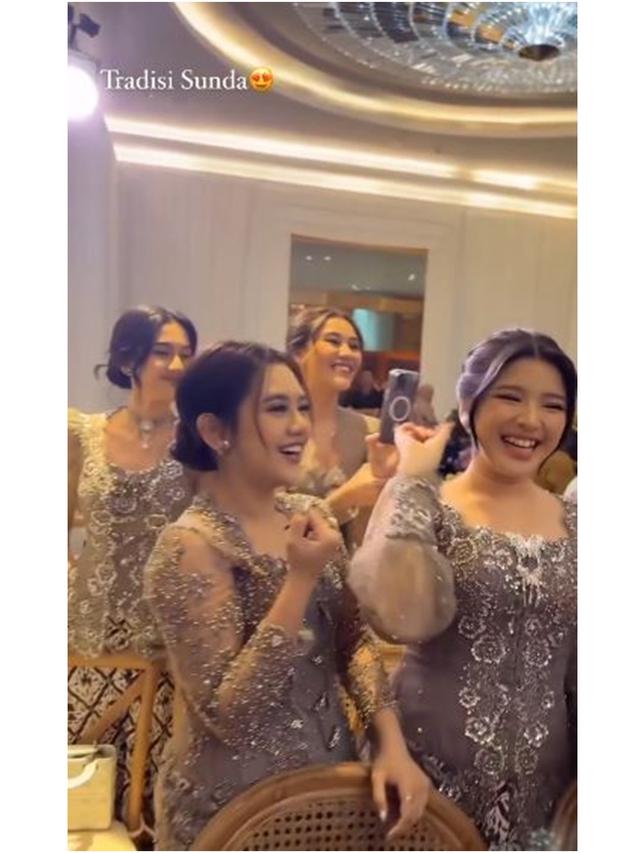 6 Potret Bridesmaid di Akad Nikah Mahalini dan Rizky Febian, Ada Aaliyah Massaid