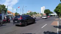 Jalanan di Surabaya lancar karena tidak ada demo 11 April seperti di sejumlah daerah lain. (Dian Kurniawan/Liputan6.com).
