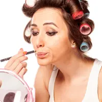 Ilustrasi kesalahan dalam bermakeup. (via: letteradonna.it)