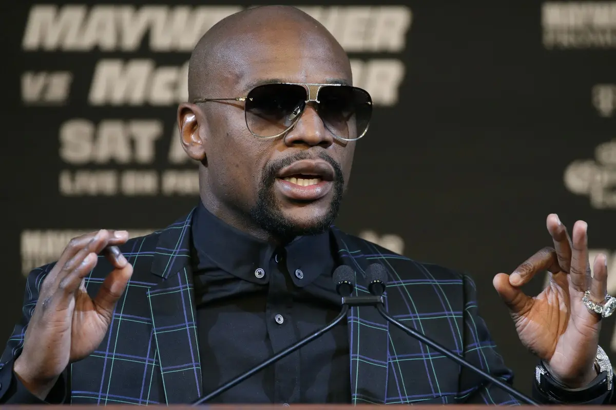 Floyd Mayweather, UFC