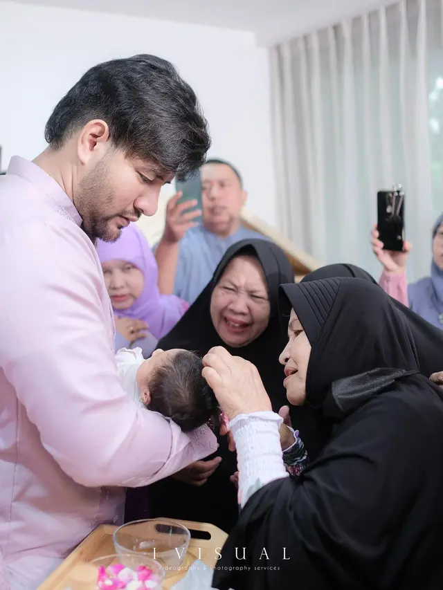 8 Momen Aqiqah Anak Irish Bella dan Ammar Zoni, Penuh Suka Cita
