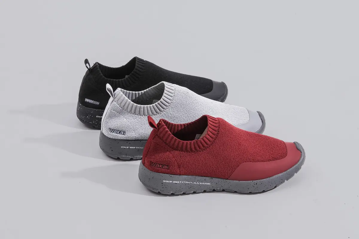 Lebih Empuk, Sneakers Ini Dilengkapi dengan Material Pyhlon Terbaru
