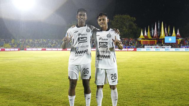 Aditya Warman dan Alwi Fadilah - Semen Padang Vs Persija di BRI Liga 1 2024/2025