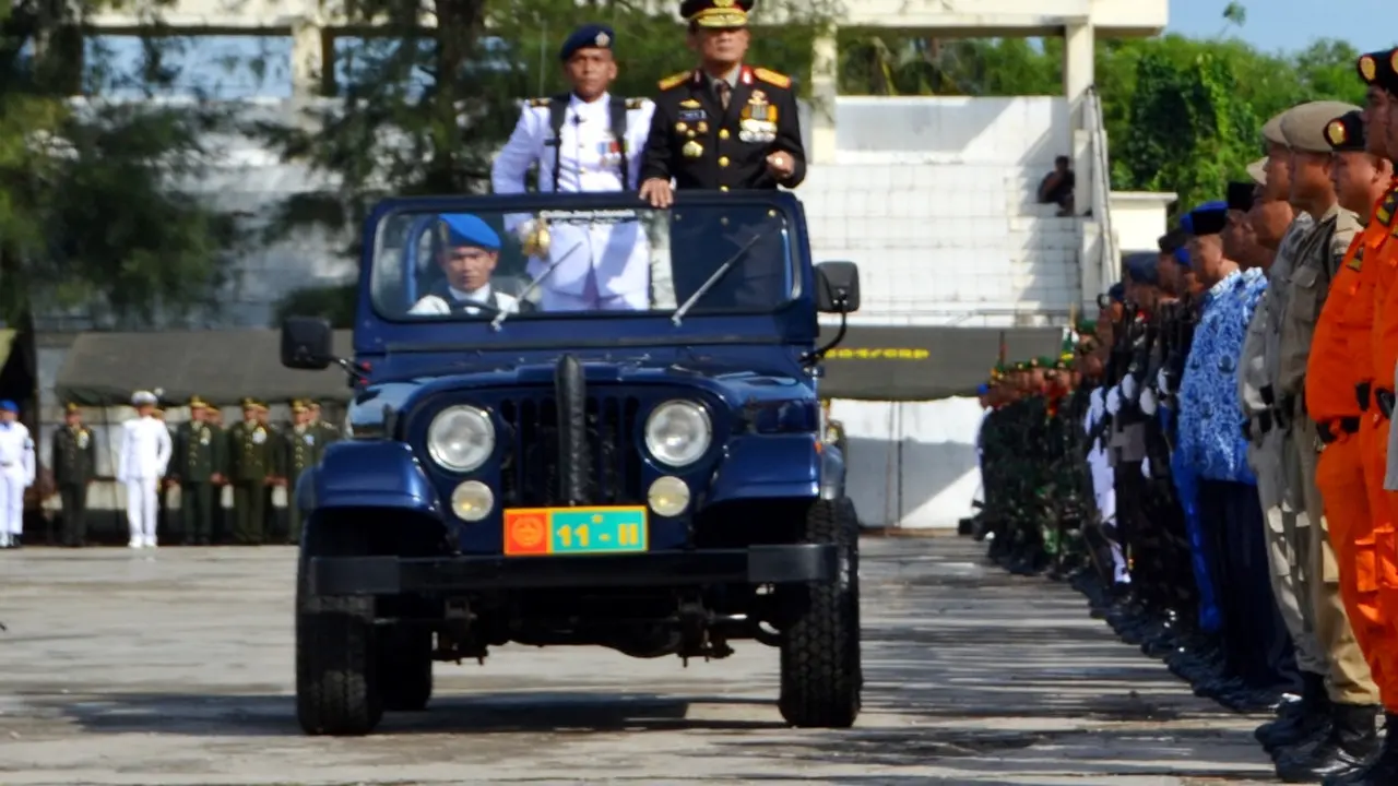 Kapolda Irup HUT TNI di Bengkulu