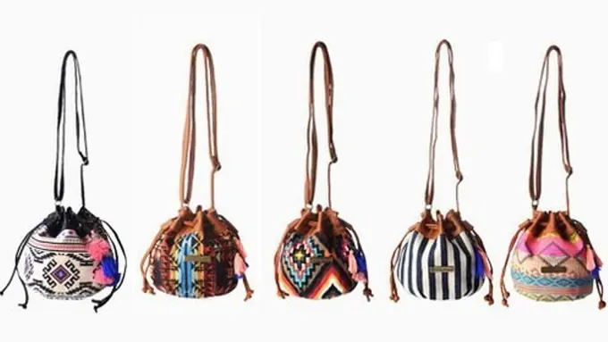 Bukti Bahwa Tas Kecil Itu Menarik dengan Outfit Apa Saja