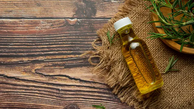 Ilustrasi minyak pohon teh/freepik.com/jcomp