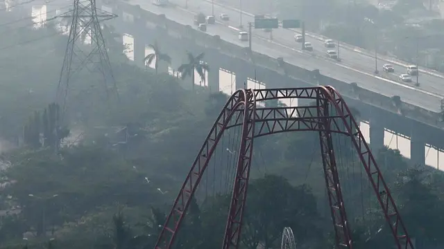 Penampakan Polusi Udara di Langit Jakarta