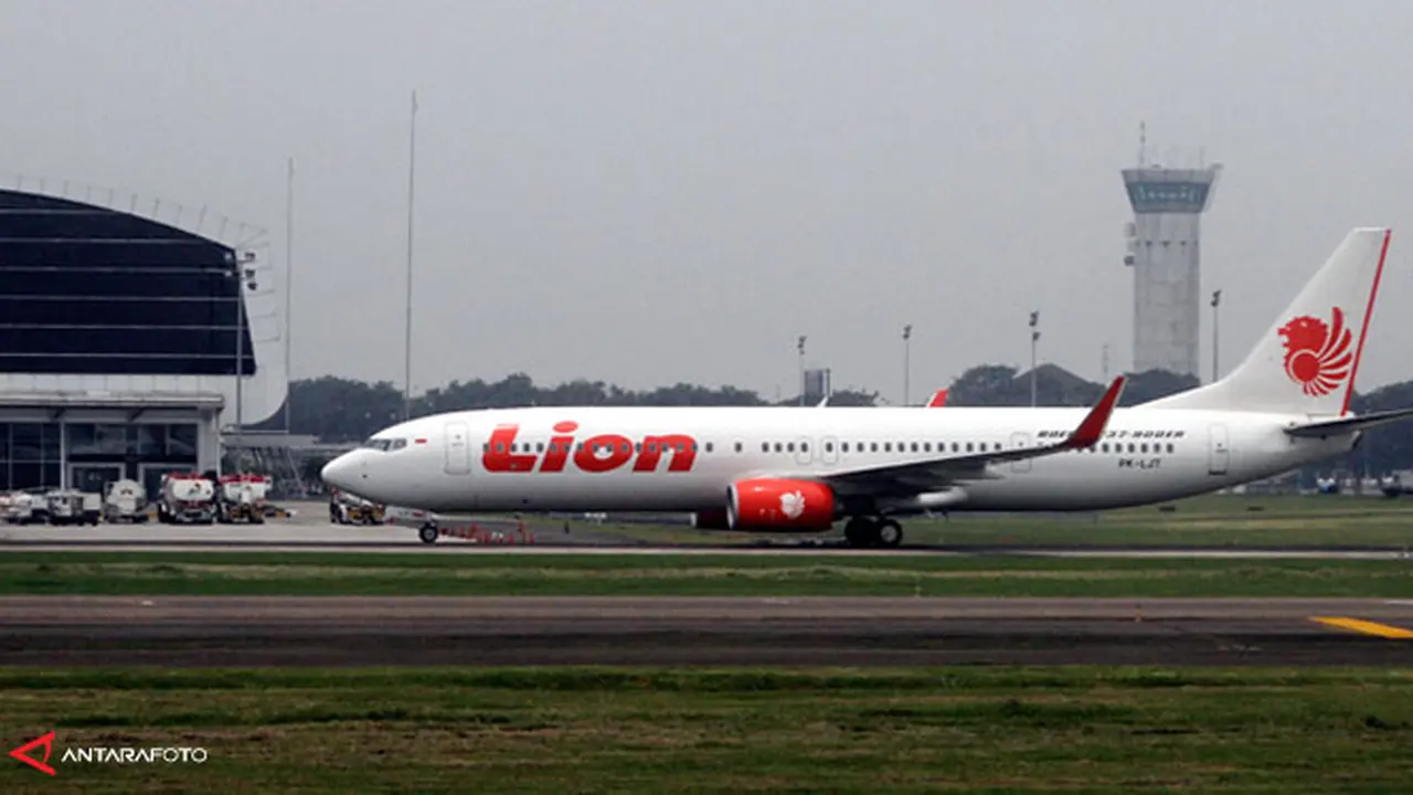 lion-aduan-130416b.jpg
