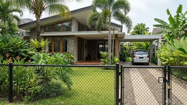 Pagar Kawat Jaring (Chain Link Fence) dengan Penyesuaian Keamanan