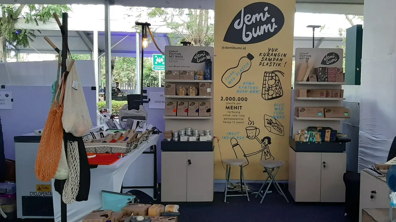 [Fimela] Demi Bumi