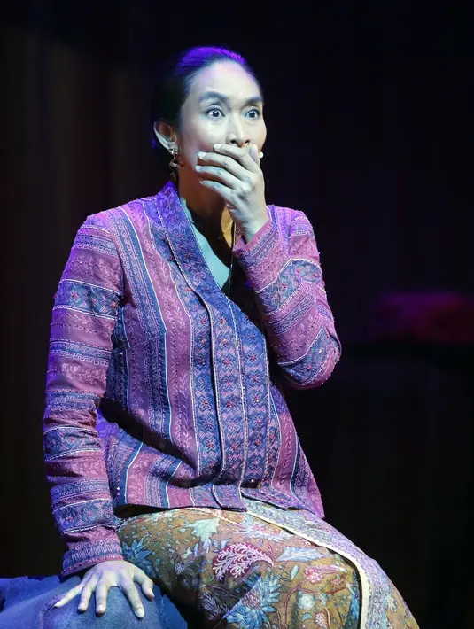 Happy Salma (Bambang E. Ros/Fimela.com)