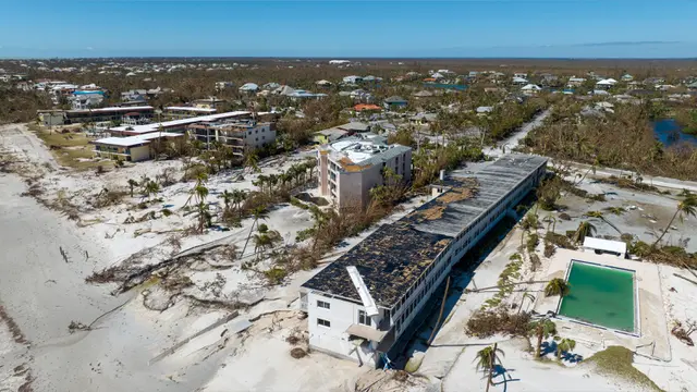 Potret Kerusakan Akibat Terjangan Badai Ian di Florida