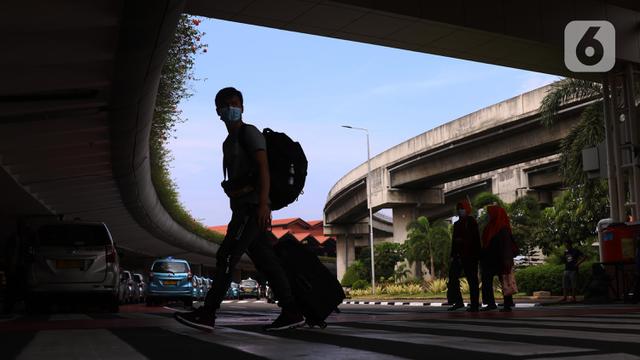 FOTO: Suasana Bandara Soetta Pasca Larangan Mudik Dicabut