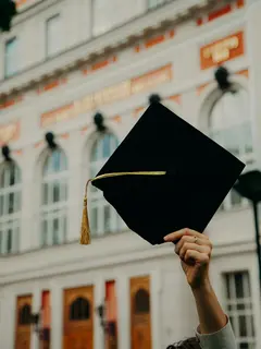 Minim pengalaman bukan menjadi penghalang untuk mendapatkan pekerjaan, dengan cara yang tepat kamu dapat segera mendapatkan pekerjaan (Foto: RUT MIIT/Unsplash)