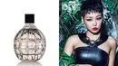 Cheetah sangat suka dengan parfum merek Jimmy Choo. Parfum ini terinspirasi pada wanita modern. Parfum ini beraroma kuat, menggoda dan memikat. (Foto: soompi.com)