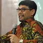 Nasir Djamil (kanan) memberi pandangannya saat diskusi revisi UU KUHP di Gedung DPR, Jakarta, Selasa (15/3/2016). Nasir menyebut terjadi perdebatan alot antara pemerintah dengan Panja RUU KUHP terkait penetapan hukuman mati (Liputan6.com/Johan Tallo)