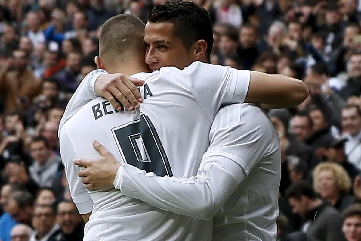 Dua pemain Real Madrid Cristiano Ronaldo dan Karim Benzema (Reuters)