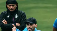 Pelatih Persik Kediri, Javier Roca. (Bola.com/Gatot Susetyo)