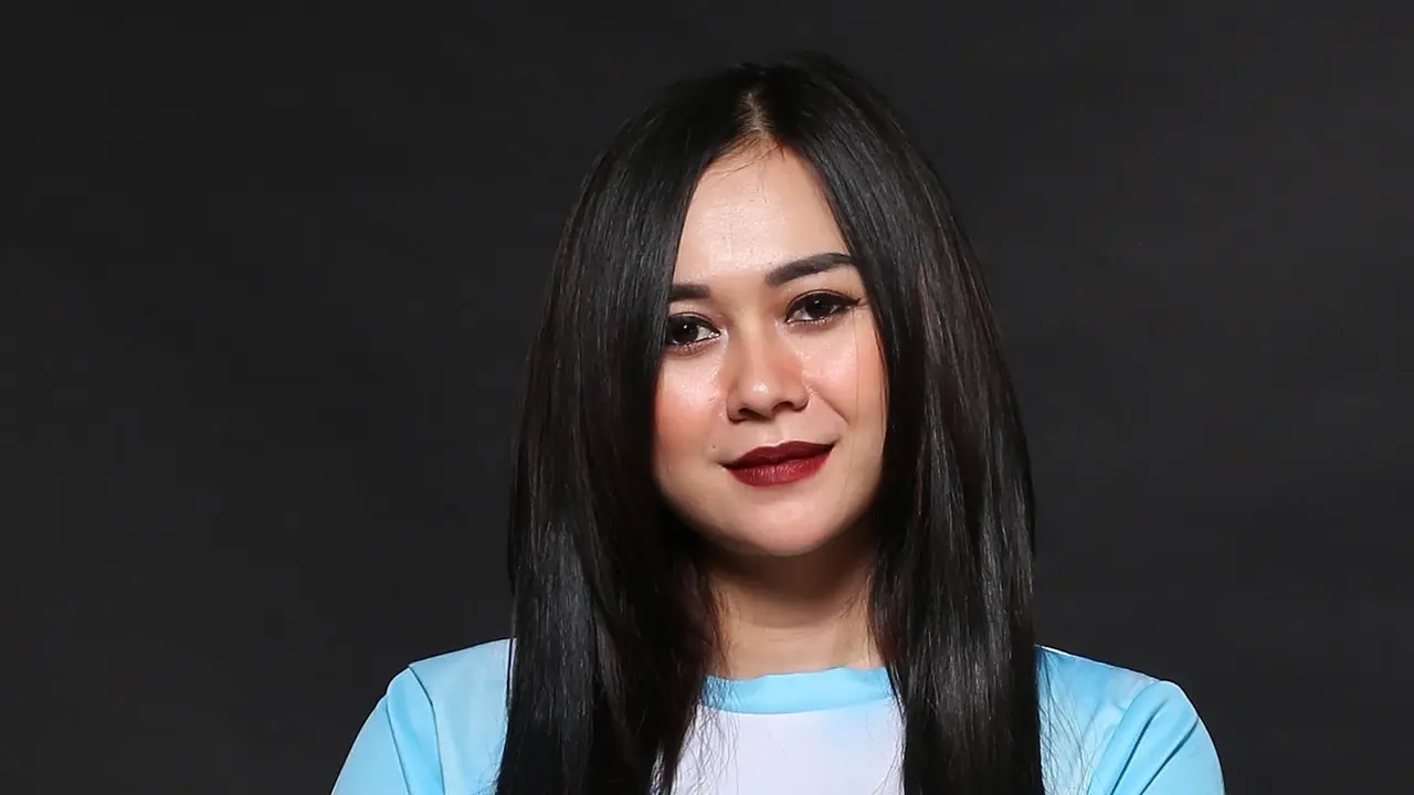 [Bintang] Aura Kasih dan Teuku Rifnu Wikana