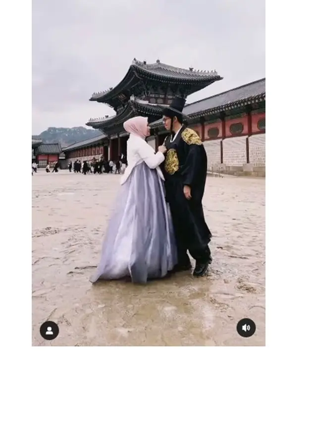 8 Potret Aurel Hermansyah dan Atta Halilintar Pakai Hanbok saat Liburan, Bak Drama Korea
